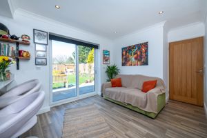Living area- click for photo gallery